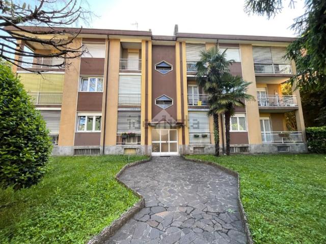 Appartamento in affitto di 97 m² in Via Don Lorenzo Perosi, 7