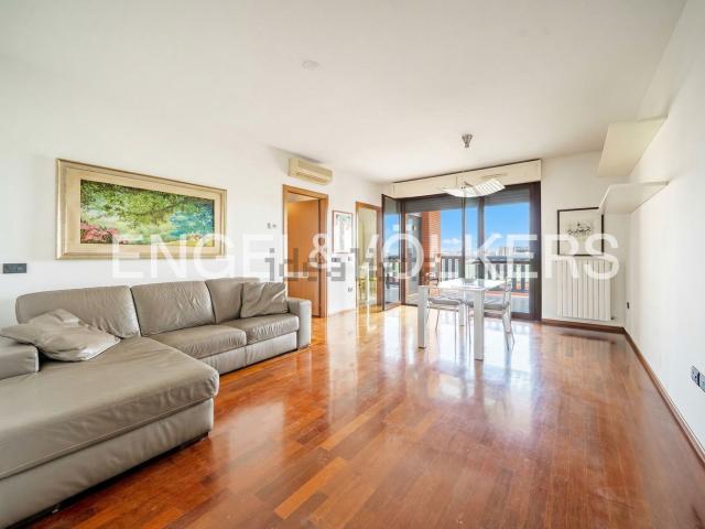 Appartamento in affitto di 97 m² in Via Giovanni Spadolini, 12