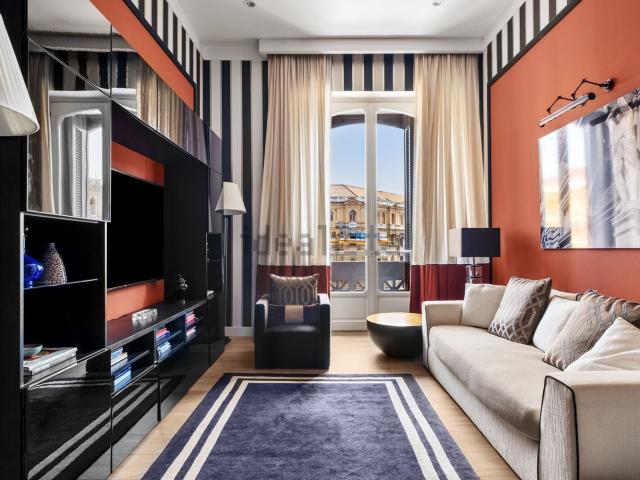 Appartamento in affitto di 94 m² in Piazza Nicola Amore, 2