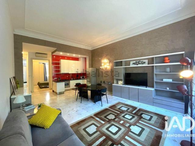 Appartamento in affitto di 94 m² in Via Urbano Rattazzi, 11