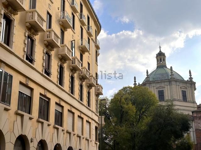 Appartamento in affitto di 94 m² in Via Celestino IV, 11