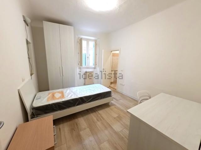 Appartamento in affitto di 94 m² in Via Cesare Battisti