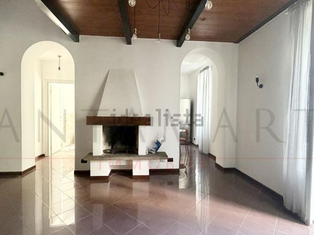 Appartamento in affitto di 94 m² in Via Gustavo Fara