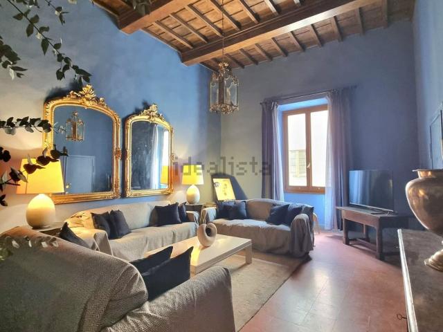 Appartamento in affitto di 94 m² in Via Maggio