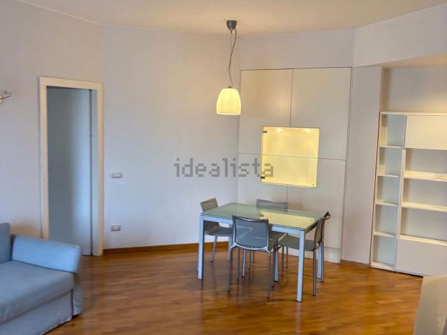Appartamento in affitto di 94 m² in Via Rubens, 25