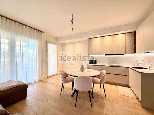 Appartamento in affitto di 94 m² in Viale Piacenza, 7