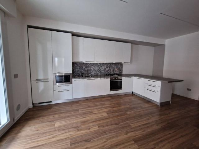 Appartamento in affitto di 94 m²