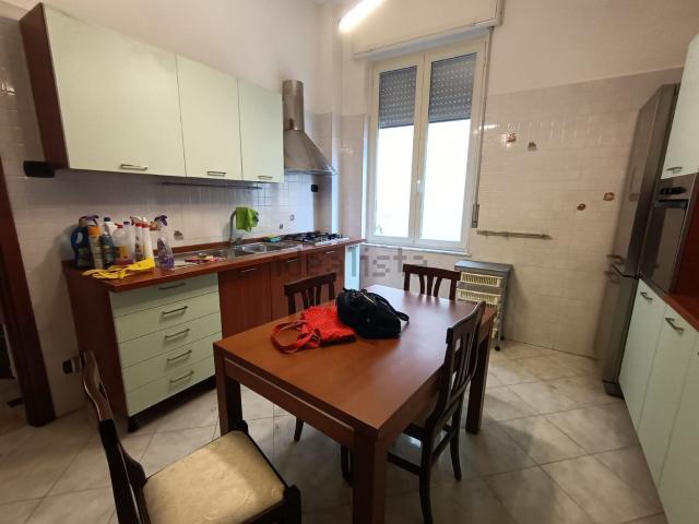 Appartamento in affitto di 95 m² in Largo Proprio D&apos Avellino, 13