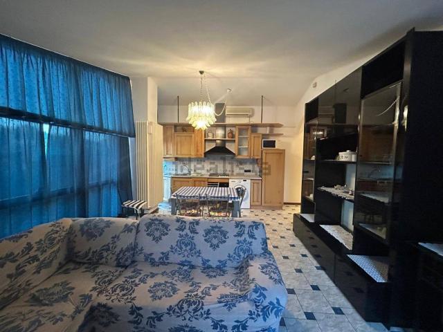 Appartamento in affitto di 95 m² in Piazza Torquato Tasso