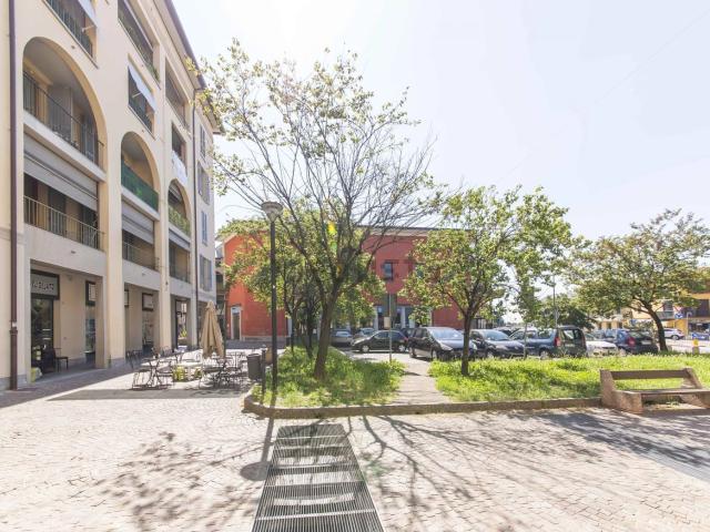Appartamento in affitto di 95 m² in Piazza Generale Carlo Alberto dalla Chiesa, 14