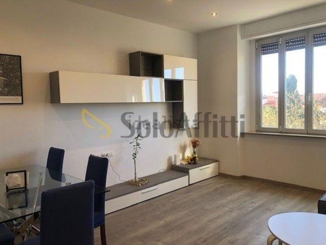 Appartamento in affitto di 95 m² in Via Vittorio Locchi, 2
