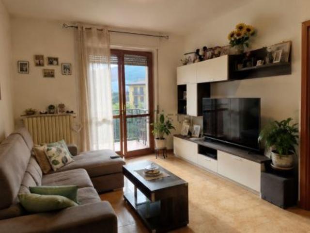 Appartamento in affitto di 95 m² in Via Vrenda