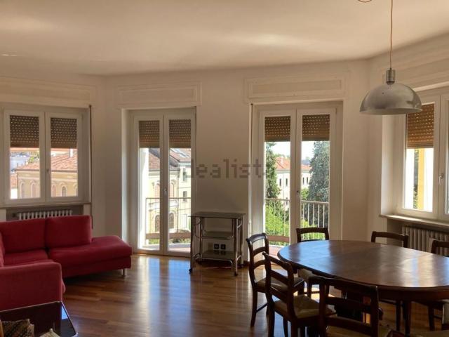 Appartamento in affitto di 95 m² in Via XX Settembre