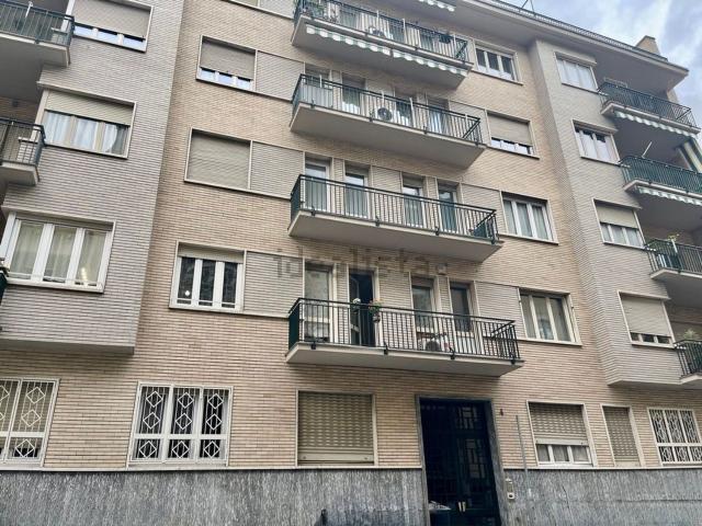 Appartamento in affitto di 95 m² in Via Bernardino Drovetti, 4