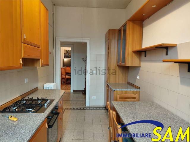 Appartamento in affitto di 95 m² in Via Contardo Ferrini, 1