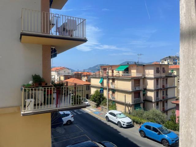 Appartamento in affitto di 95 m² in Via della Repubblica