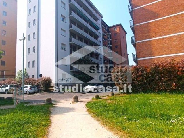 Appartamento in affitto di 95 m² in Via delle Margherite