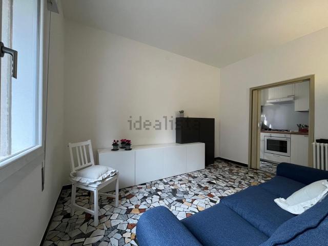 Appartamento in affitto di 95 m² in Via Domenico Morelli