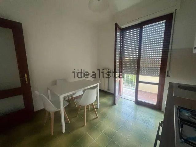 Appartamento in affitto di 95 m² in Via Emilia