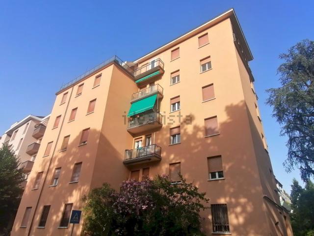 Appartamento in affitto di 95 m² in Via Fiorita, 4