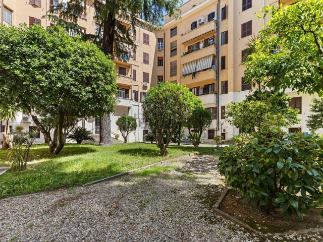 Appartamento in affitto di 95 m² in Via Filippo Corridoni