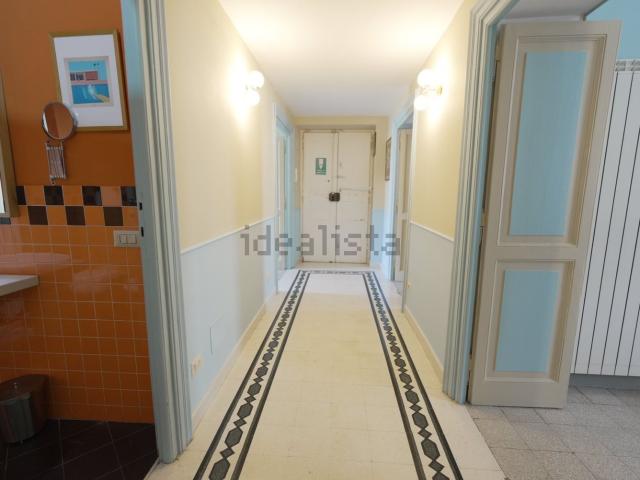 Appartamento in affitto di 95 m² in Via Giacinto Mompiani