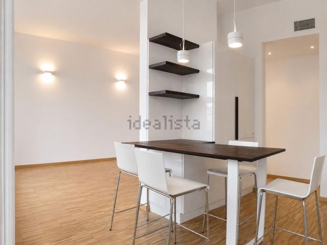 Appartamento in affitto di 95 m² in Via Giulio e Corrado Venini, 14