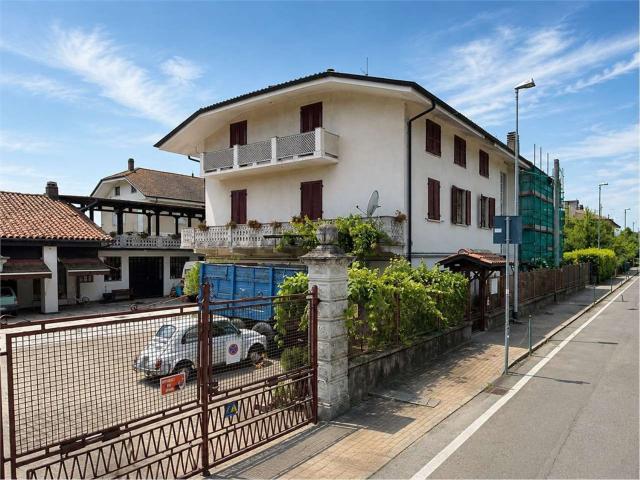 Appartamento in affitto di 95 m² in Via Giuseppe Garibaldi, 39