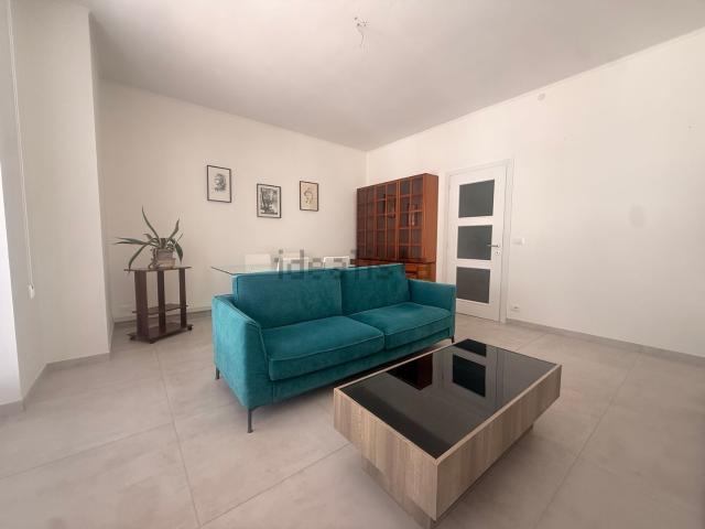 Appartamento in affitto di 95 m² in Via Guglielmo Oberdan, 1