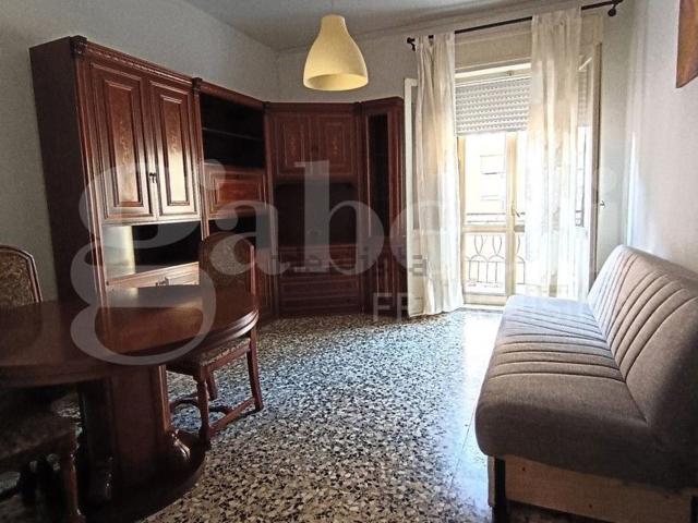 Appartamento in affitto di 95 m² in Via Guido d&apos Arezzo