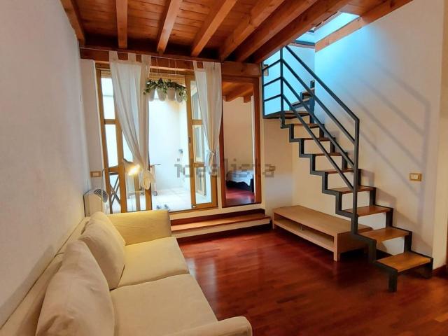 Appartamento in affitto di 95 m² in Via Maestri Campionesi, 22