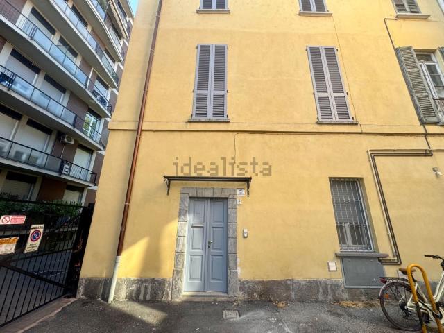 Appartamento in affitto di 95 m² in Via Moriggia, 8