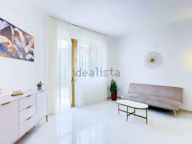 Appartamento in affitto di 95 m² in Via Paverano, 85