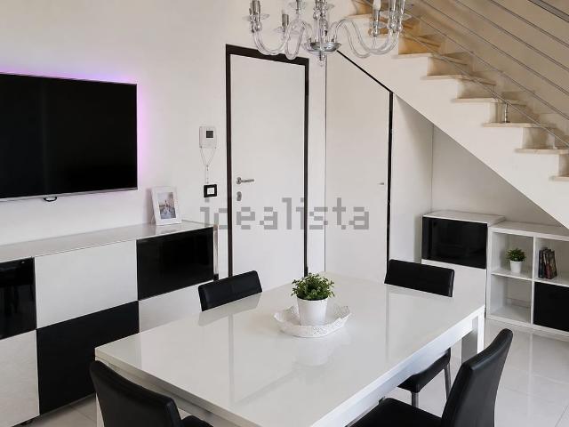 Appartamento in affitto di 95 m² in Via Pisa