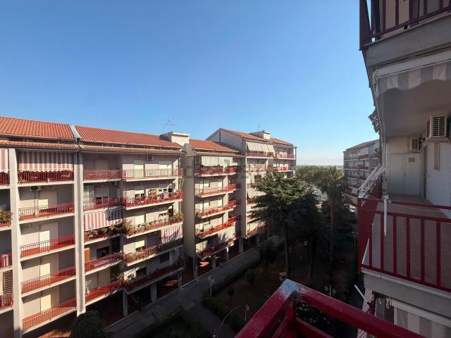 Appartamento in affitto di 95 m² in Via Plinio