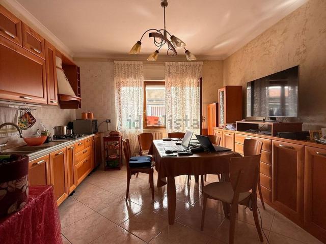 Appartamento in affitto di 95 m² in Via Plinio