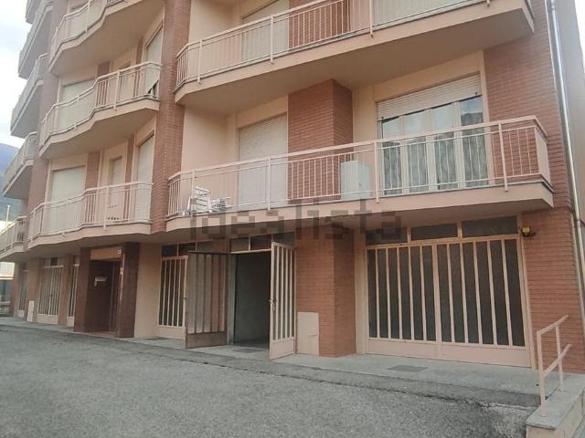 Appartamento in affitto di 95 m² in Via Roma, 45