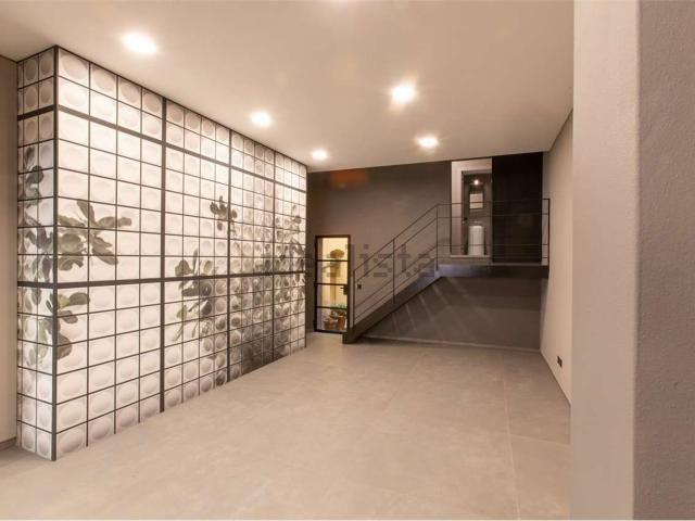 Appartamento in affitto di 95 m² in Via Santissima Trinità