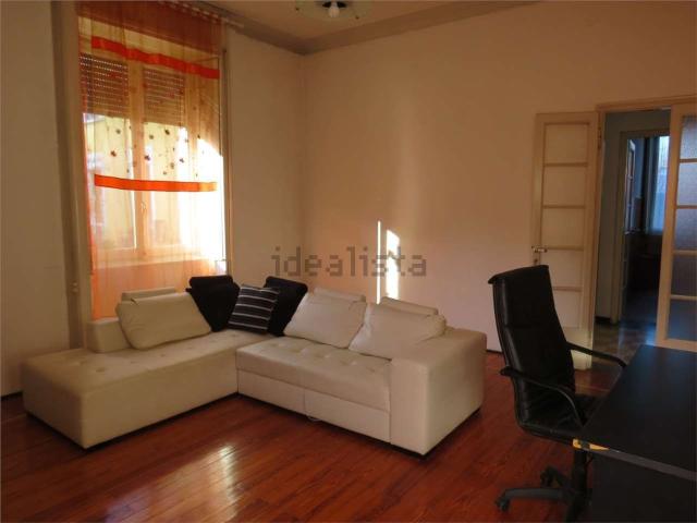Appartamento in affitto di 95 m² in Via San Francesco D&apos Assisi, 14