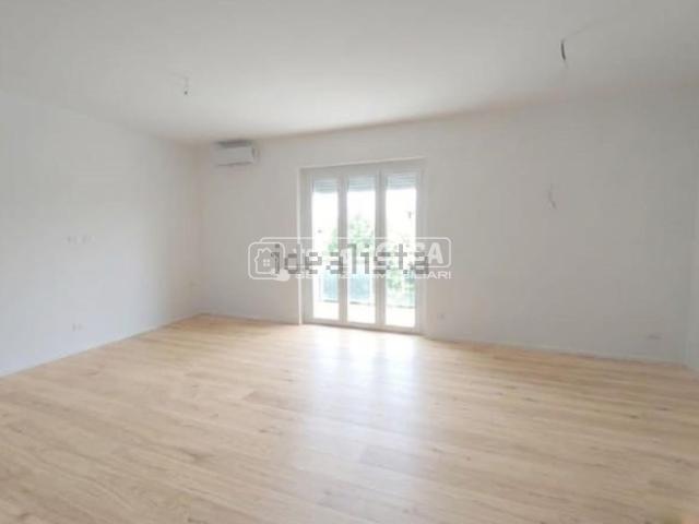 Appartamento in affitto di 95 m² in Via Sandro Botticelli