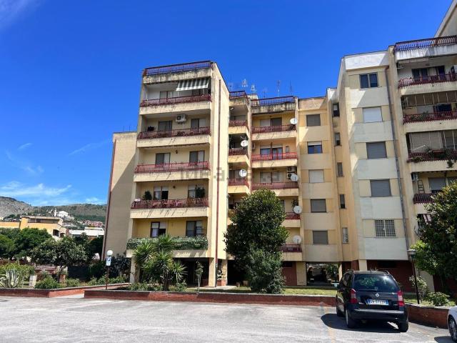 Appartamento in affitto di 95 m² in Viale Brunelleschi