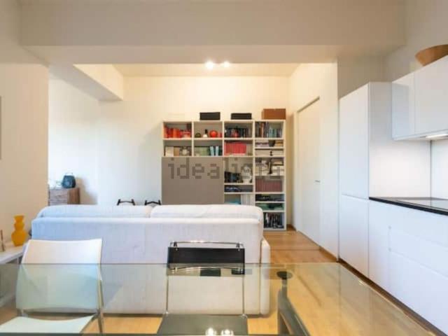 Appartamento in affitto di 95 m² in Viale Renato Serra