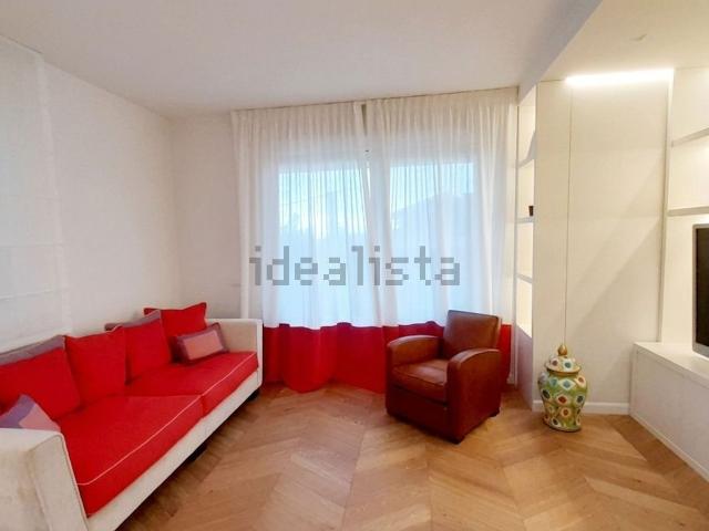 Appartamento in affitto di 95 m² in Viale Villa Eugenia