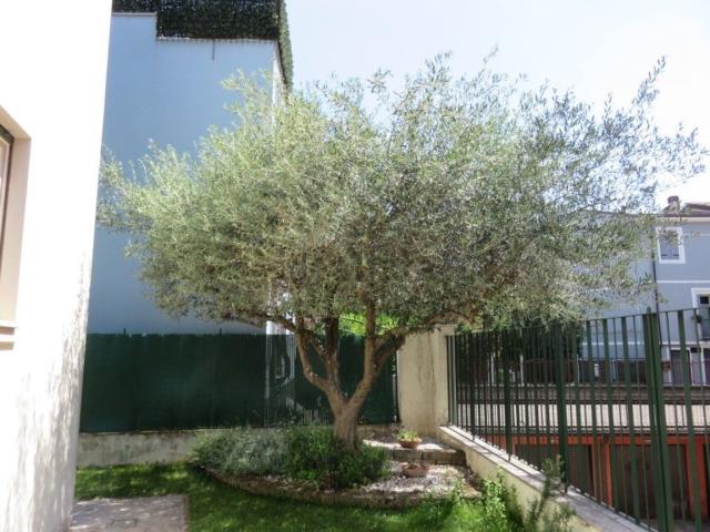 Appartamento in affitto di 96 m² in Via Tombetta