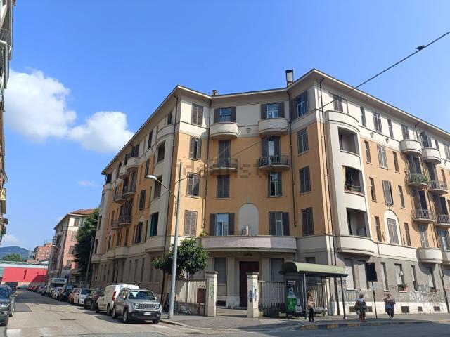 Appartamento in affitto di 96 m² in Via Tunisi, 105