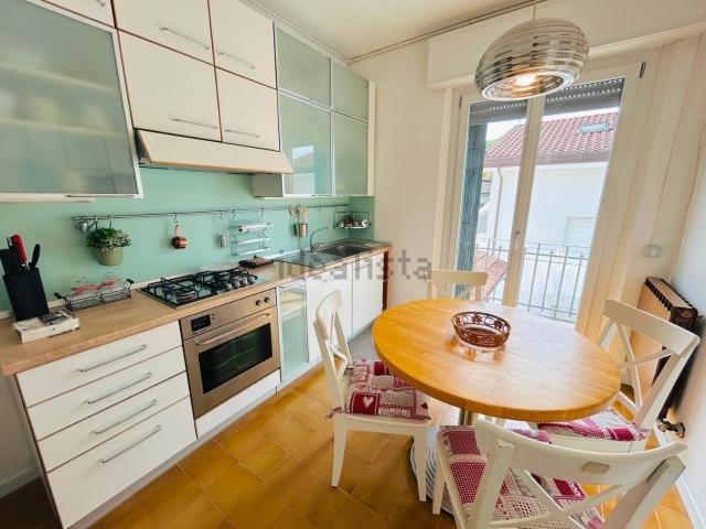 Appartamento in affitto di 96 m² in Viale C. Battisti, 43