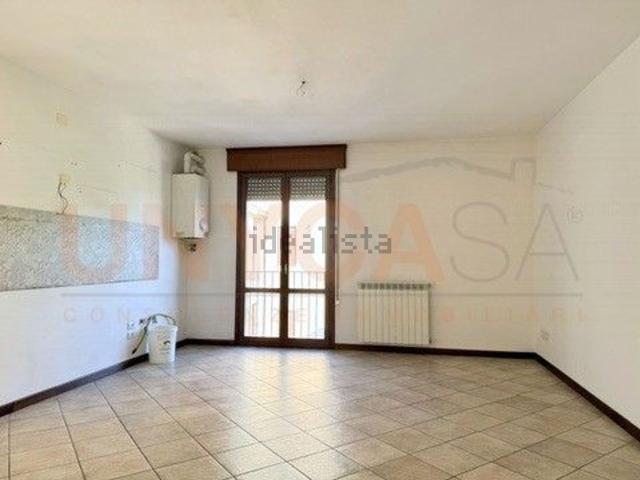 Appartamento in affitto di 98 m² in Via Dante Alighieri
