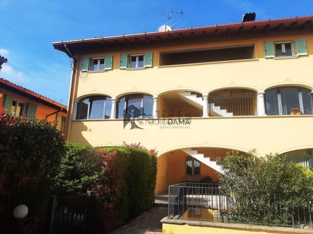 Appartamento in affitto di 98 m² in Via Pietro Lanfranchi, 1