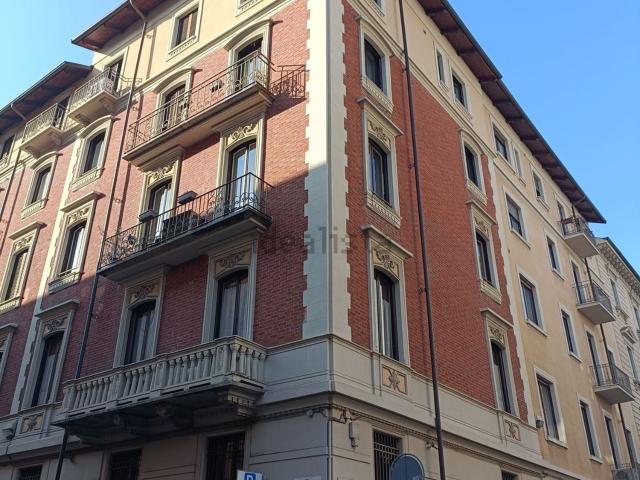 Appartamento in affitto di 98 m² in Via Sebastiano Beato Valfrè, 14