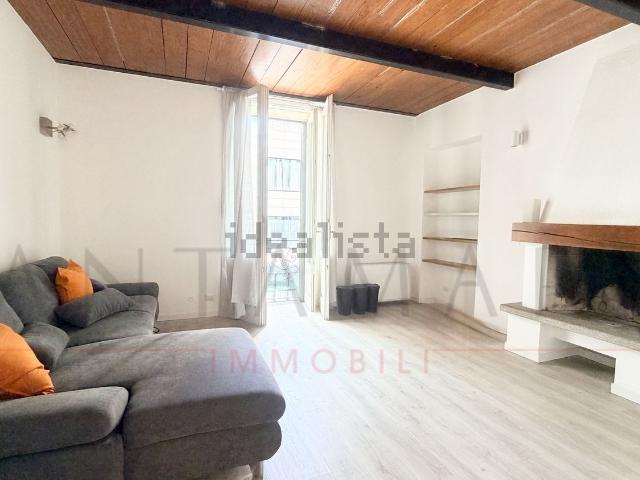 Appartamento in affitto di 99 m² in Via Gustavo Fara